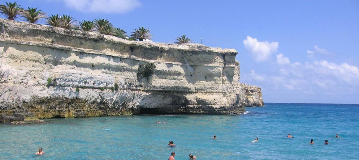 Holly Casa Vacanze Torre Dell'Orso Esterno foto
